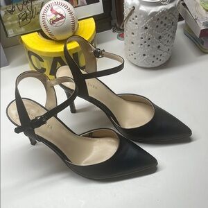 Marc Fisher . Black Ankle Strap Heels . Womens size 8 . 3 1/2 in